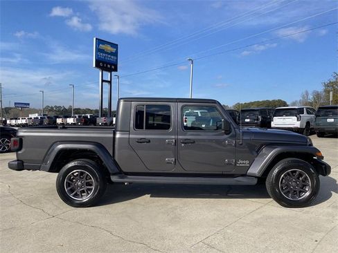 Used 2021 Jeep Gladiator Overland w/ Popular Equipment Package image 7