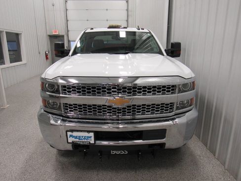 Used 2019 Chevrolet Silverado 2500 W/T image 9