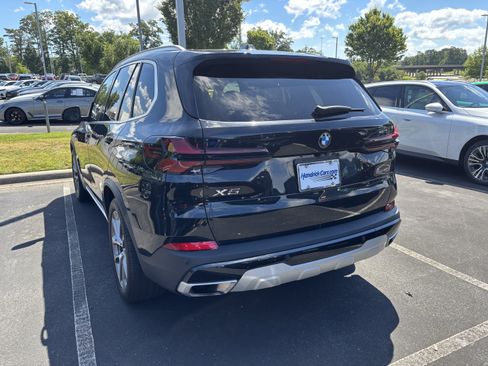 Used 2025 BMW X5 xDrive40i AWD/4WD image 14