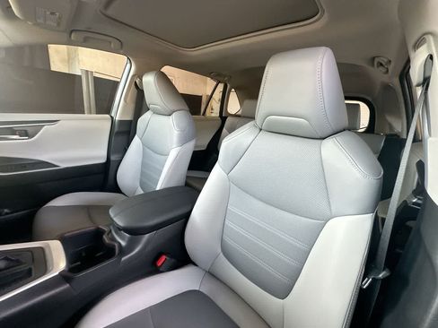 Used 2025 Toyota RAV4 Limited FWD image 14