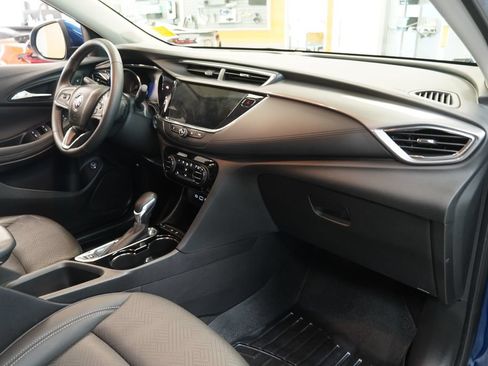 Used 2023 Buick Encore GX Essence FWD image 11