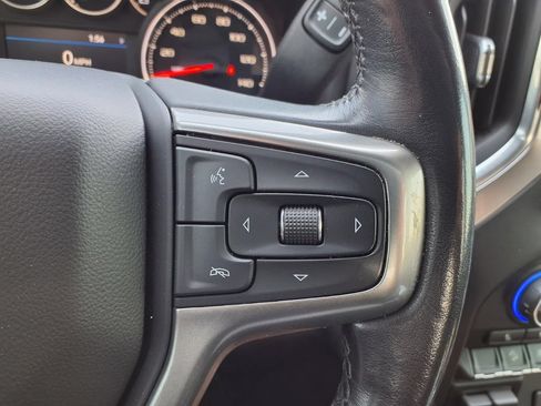 Used 2021 Chevrolet Silverado 1500 LT Trail Boss w/ Convenience Package II AWD/4WD image 13