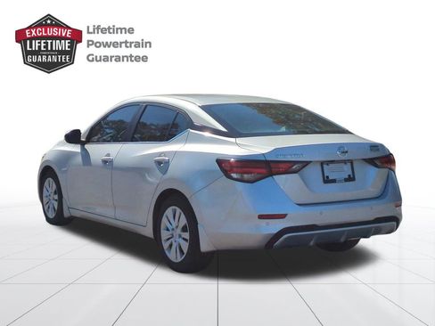 Certified 2023 Nissan Sentra S image 5