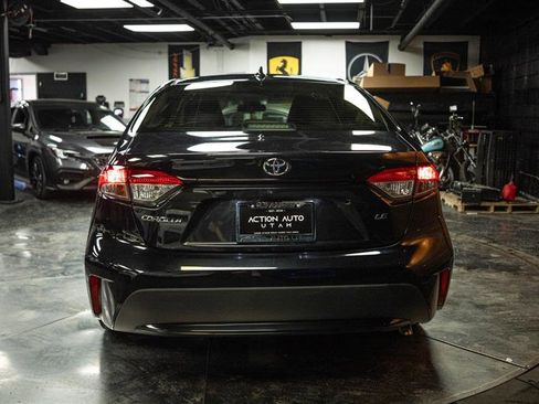 Used 2020 Toyota Corolla LE FWD image 6