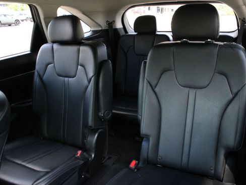 Used 2021 Kia Sorento EX w/ Panoramic Sunroof Package AWD/4WD image 18