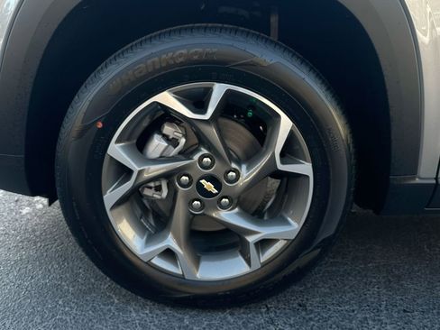 New 2026 Chevrolet Trax LT image 12