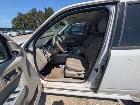 Used 2008 Mercury Mariner 4WD V6 image 21