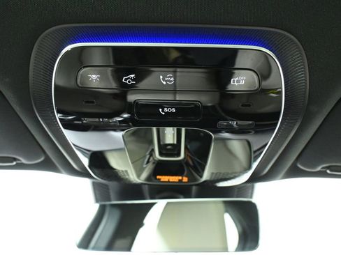 Certified 2025 Mercedes-Benz C 300 4MATIC Sedan image 19