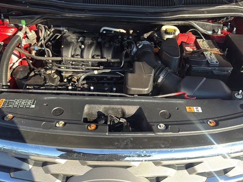 Used 2018 Ford Explorer XLT w/ Equipment Group 202A image 23