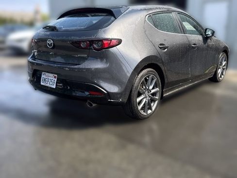 Used 2019 MAZDA MAZDA3 Hatchback FWD image 7