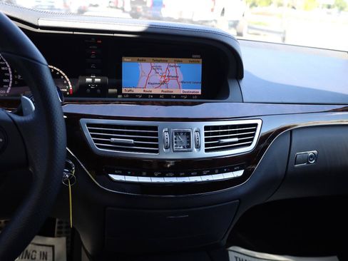 Used 2009 Mercedes-Benz S 63 AMG image 10