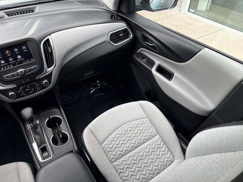 Used 2022 Chevrolet Equinox LT FWD image 27