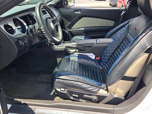 Used 2014 Ford Mustang Premium w/ Equipment Group 201A RWD image 5