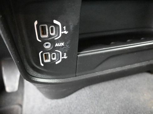 Used 2024 RAM 2500 Big Horn image 9