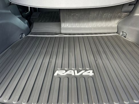 New 2025 Toyota RAV4 XLE image 17