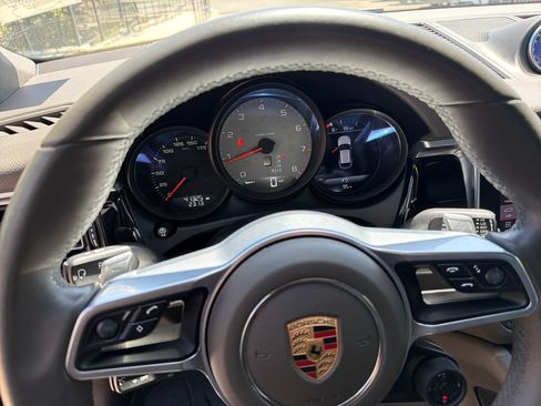 Used 2020 Porsche Macan S AWD/4WD image 24