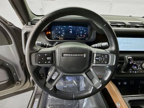 Used 2021 Land Rover Defender 110 X AWD/4WD image 11