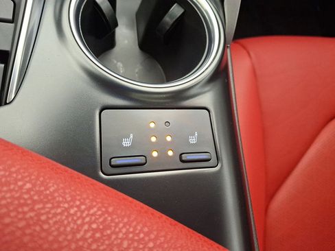 Certified 2019 Toyota Camry XSE image 19