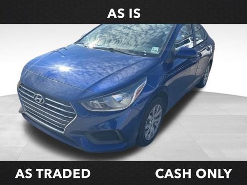 Used 2020 Hyundai Accent SE image 1
