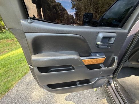 Used 2015 Chevrolet Silverado 3500 LTZ w/ Duramax Plus Package AWD/4WD image 21