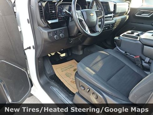 Used 2022 Chevrolet Silverado 1500 LT image 13