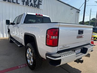 Used 2019 GMC Sierra 2500 Denali w/ Duramax Plus Package