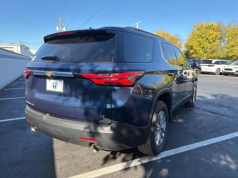 Used 2023 Chevrolet Traverse LT image 5
