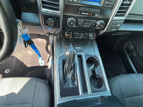 Used 2015 Ford F150 XLT w/ Equipment Group 301A Mid AWD/4WD image 24