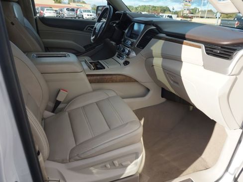 Used 2019 GMC Yukon XL Denali w/ Denali Ultimate Package image 34