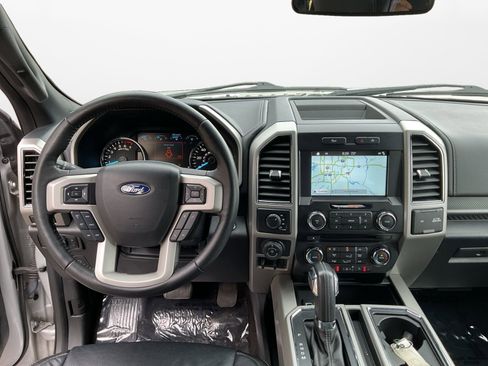 Used 2018 Ford F150 Lariat AWD/4WD image 10