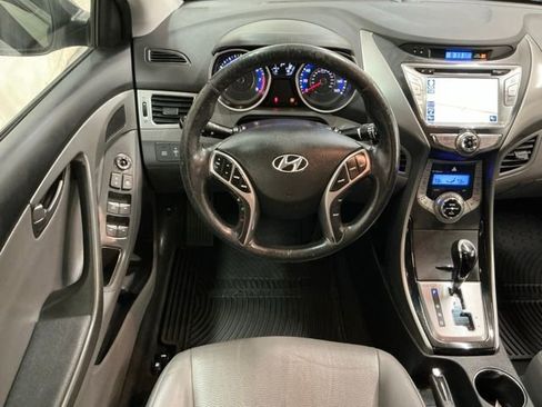 Used 2013 Hyundai Elantra Limited w/ Technology Pkg image 11