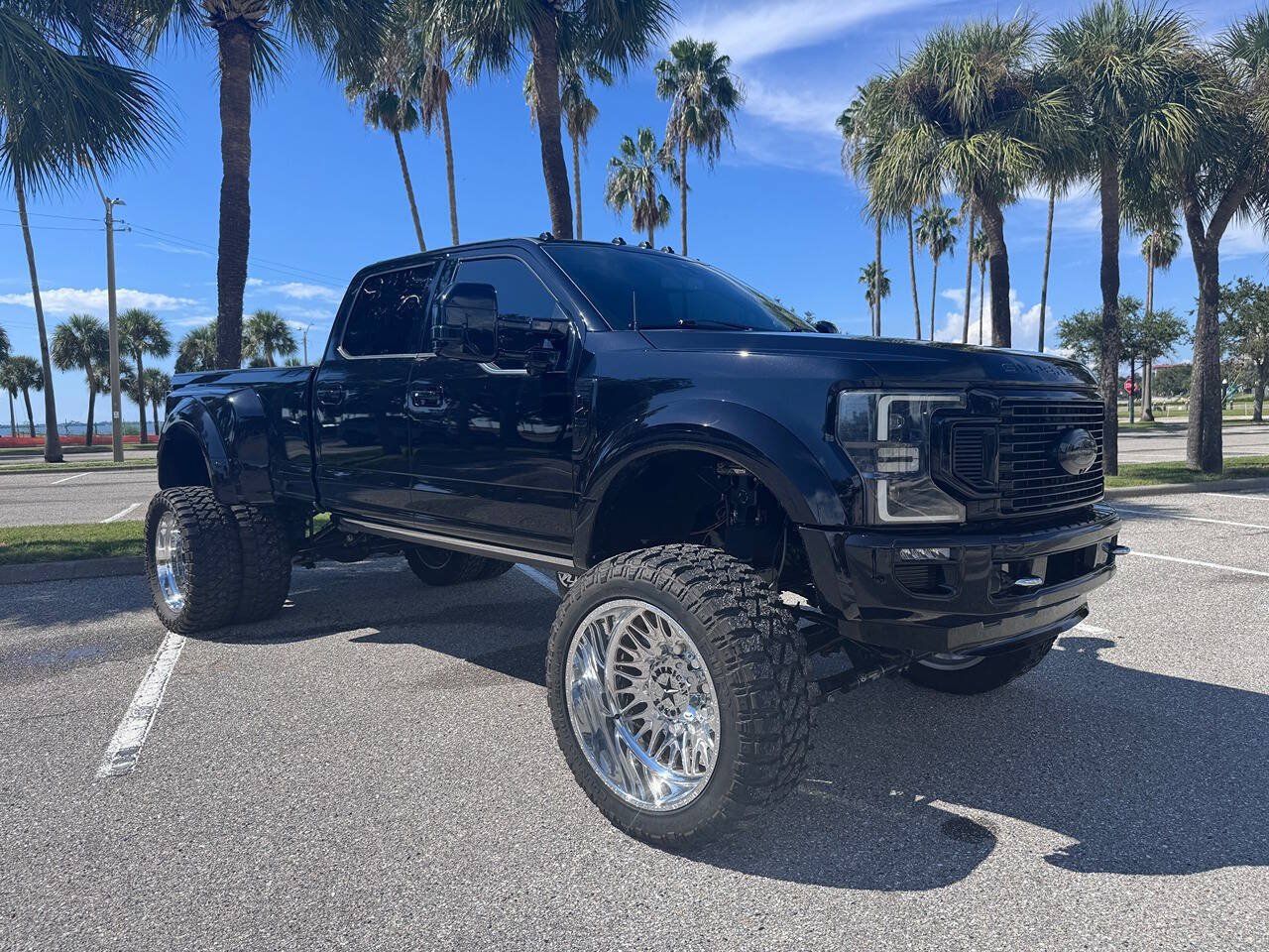Used 2021 Ford F450 Platinum AWD/4WD image 17
