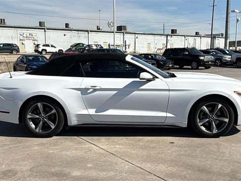 Used 2016 Ford Mustang V6 w/ Equipment Group 051A image 6