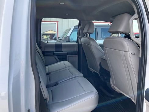 Used 2022 Ford F250 XL w/ Power Equipment Group image 8