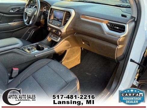 Used 2021 GMC Acadia SLE w/ Driver Convenience Package image 24