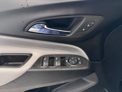 Certified 2023 Chevrolet Equinox LS w/ LS Convenience Package image 23