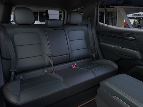 New 2026 GMC Terrain AT4 w/ Technology Package II AWD/4WD image 17