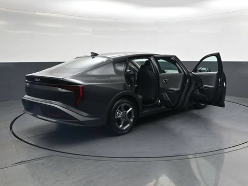Used 2025 Kia K4 FWD image 34