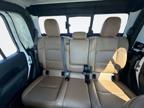 Used 2020 Jeep Gladiator Rubicon image 23