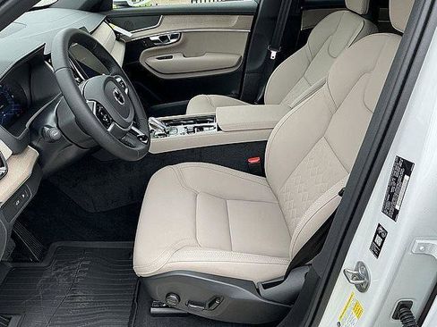 New 2026 Volvo XC90 T8 Plus w/ Protection Package AWD/4WD image 15