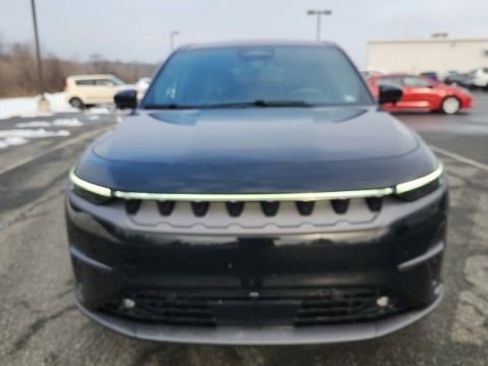 Used 2024 Jeep Wagoneer Launch Edition image 3