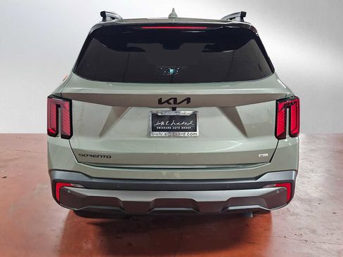 Used 2025 Kia Sorento SX image 6