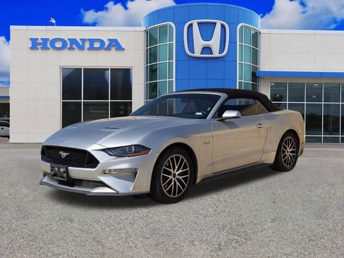 Used 2019 Ford Mustang GT Premium RWD image 19