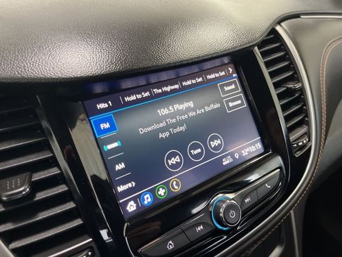 Used 2022 Chevrolet Trax LT w/ Driver Confidence Package image 14