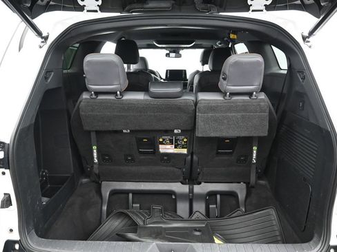 Used 2021 Toyota Sienna XSE w/ XSE Plus Package FWD image 30