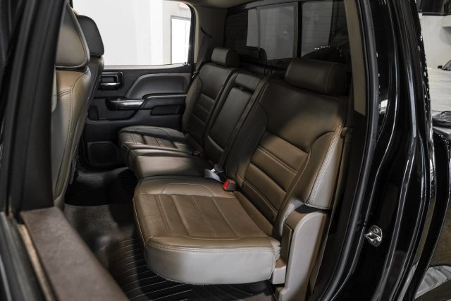 Used 2015 GMC Sierra 2500 Denali w/ Duramax Plus Package AWD/4WD image 38