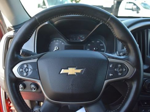 Used 2016 Chevrolet Colorado Z71 AWD/4WD image 27