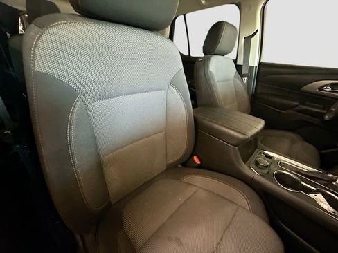 Used 2019 Chevrolet Traverse LT FWD image 28