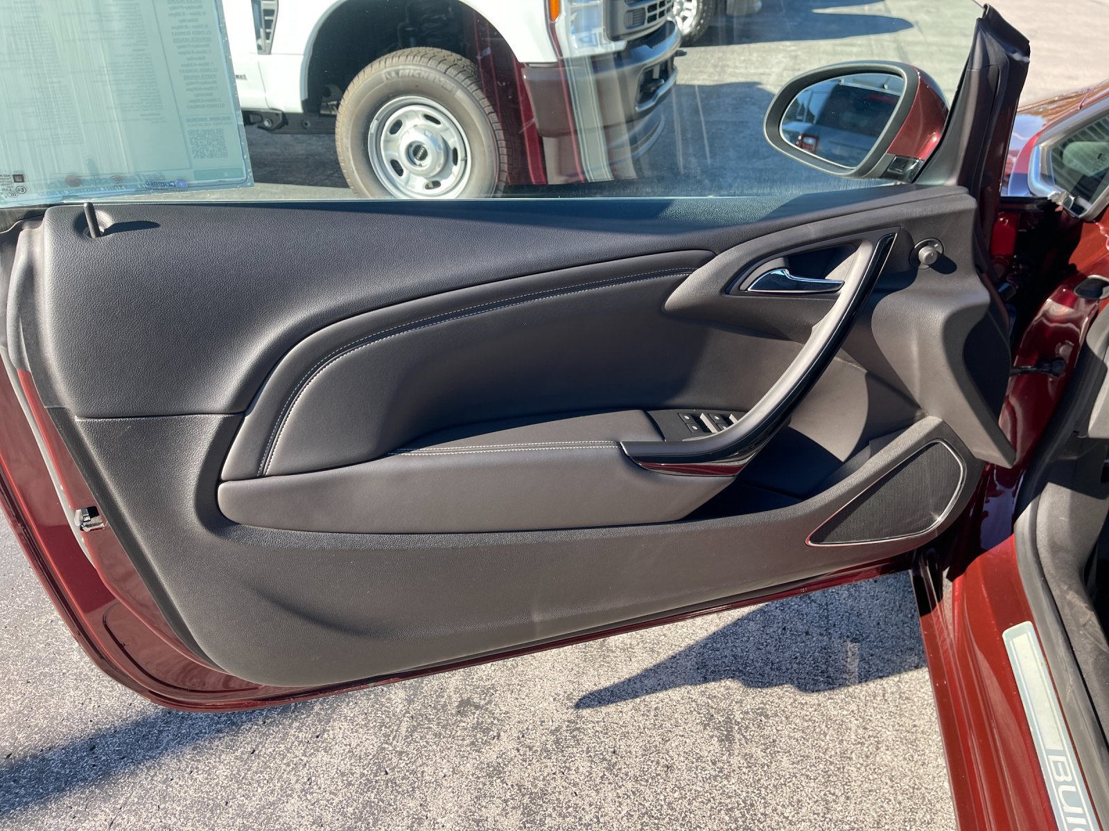 Used 2019 Buick Cascada Premium FWD image 12