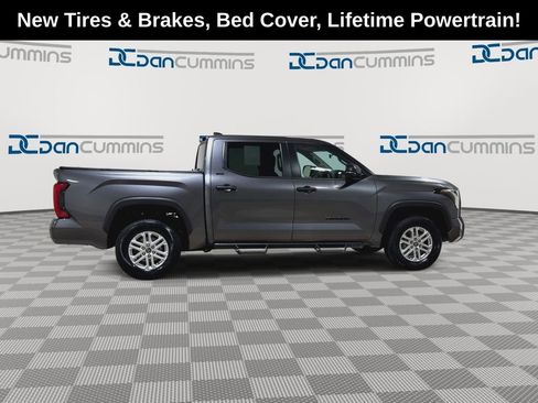 Used 2024 Toyota Tundra SR5 w/ SR5 Convenience Package AWD/4WD image 9